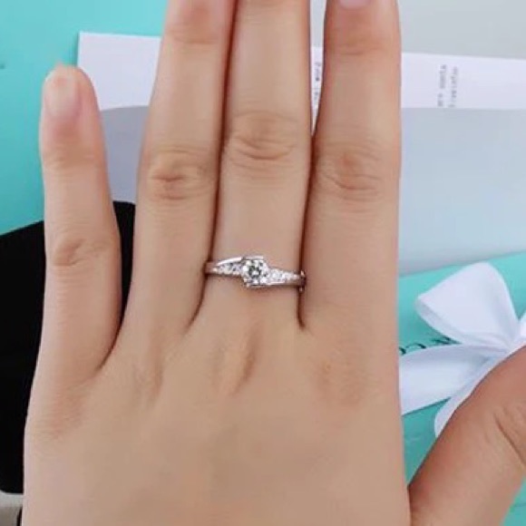 0.75ct Lab Diamond 925 Silver Wedding Engagement Rings - Picture 2 of 4